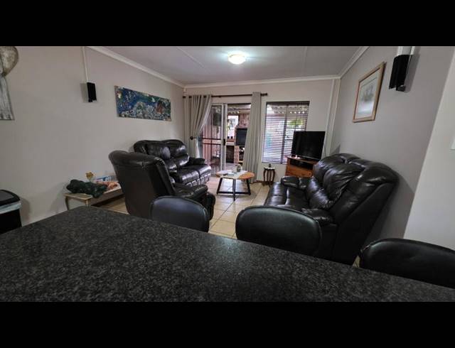 3 BEDROOM TOWNHOUSE FOR SALE IN MONTANA